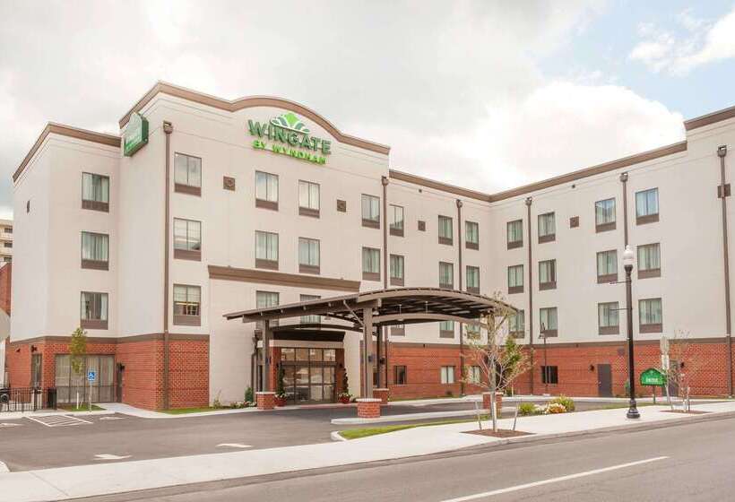 בית מלון כפרי Wingate By Wyndham Altoona Downtown/medical Center