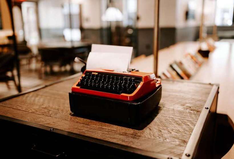 Joinery Hotel Pittsburgh, Curio Collection By Hilton