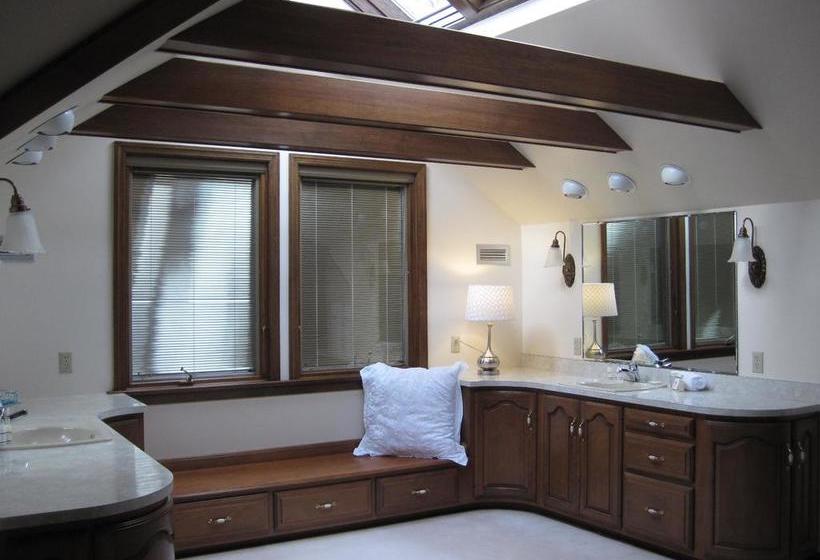 Lancaster Ridge Bed & Breakfast