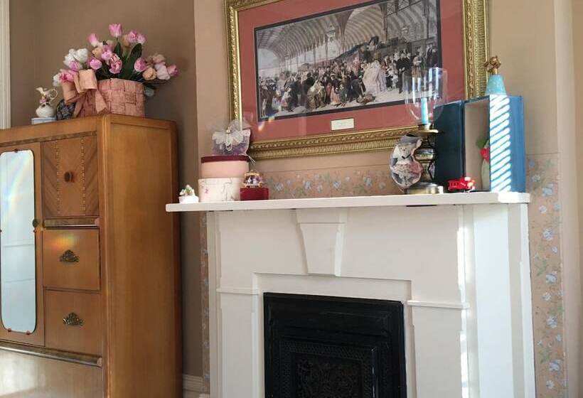 L&n Bed And Breakfast Ltd