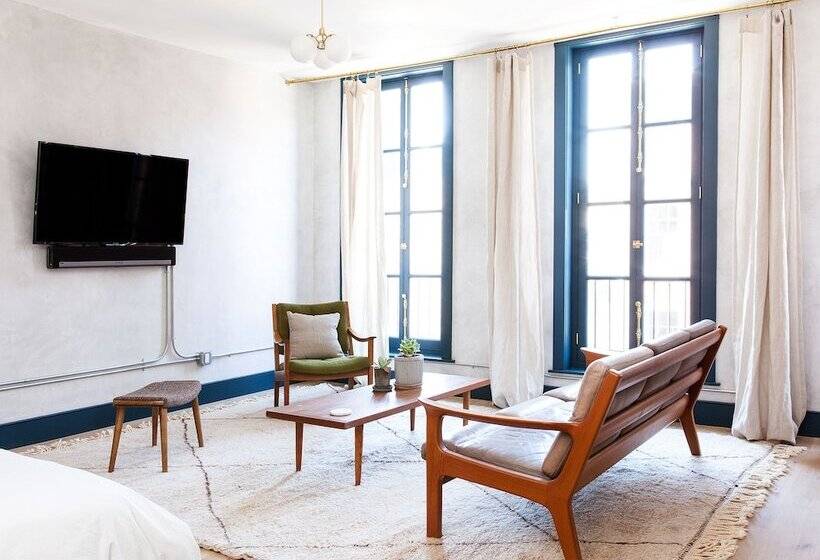 Lokal Hotel Old City