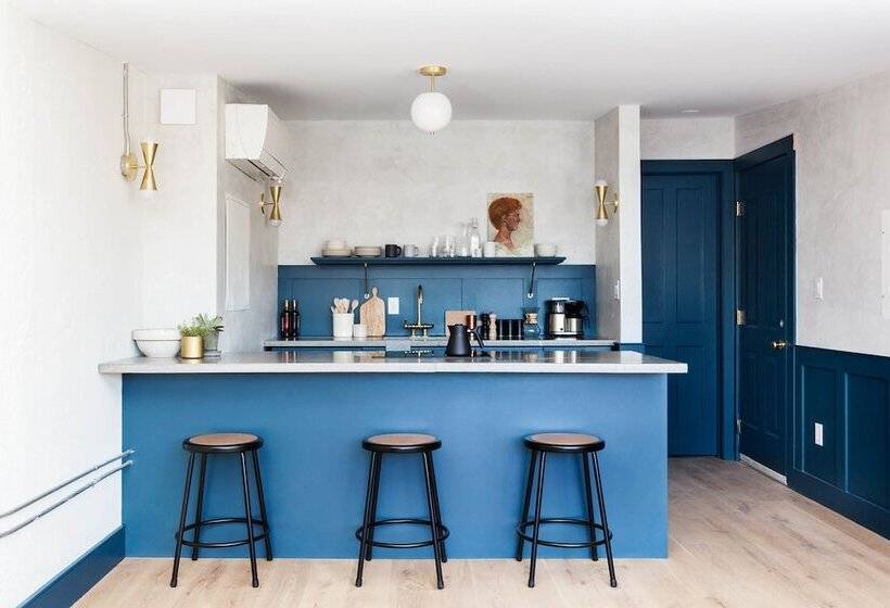 Lokal Hotel Old City