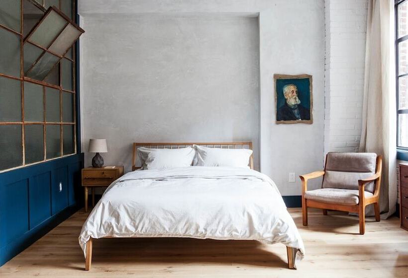 Lokal Hotel Old City