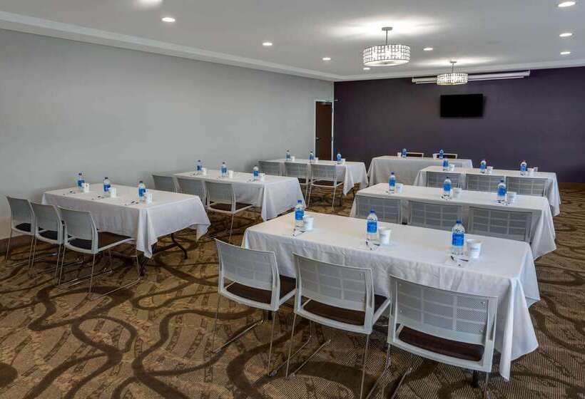 Microtel Inn & Suites By Wyndham Niagara Falls