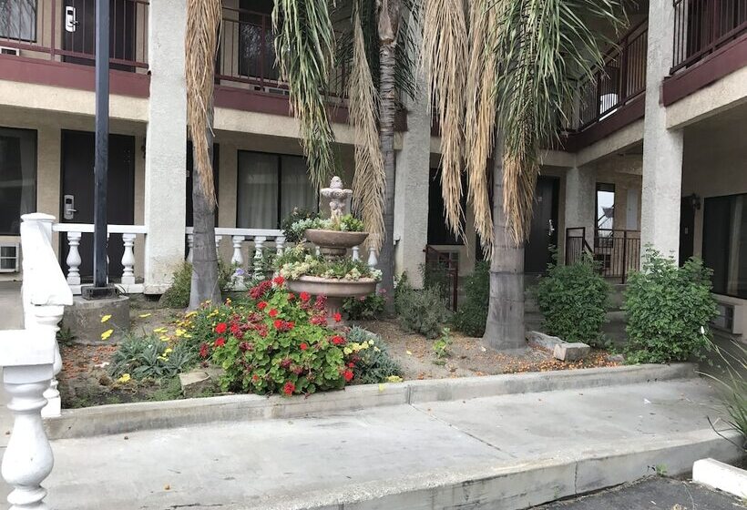 모텔 Castaic Inn Near Six Flags Magic Mountain