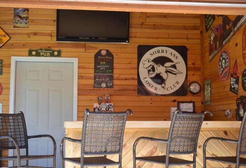 모텔 Harney Peak Inn