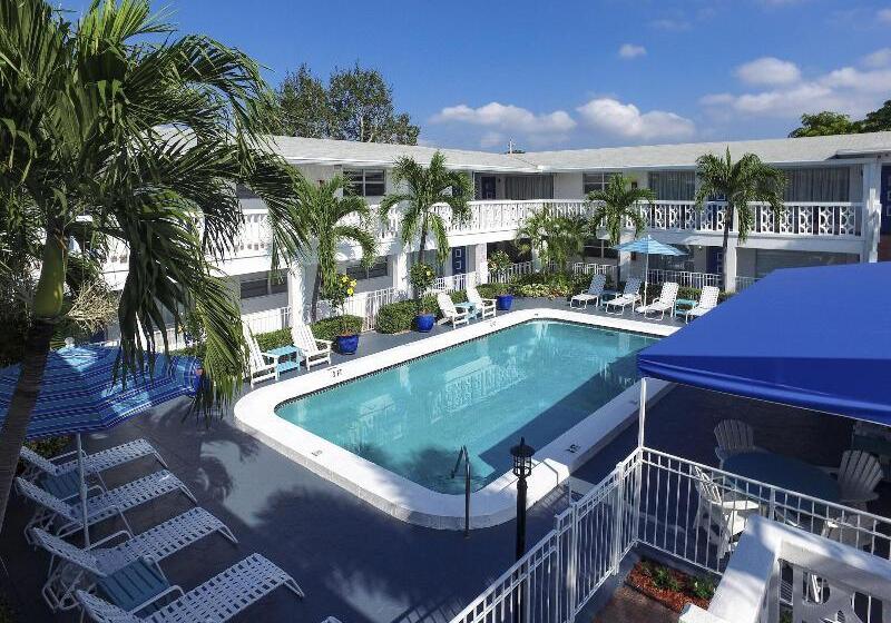 汽车旅馆  Maydee Suites In Florida