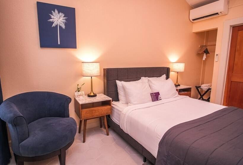 فندق على الطريق Palm Cottages