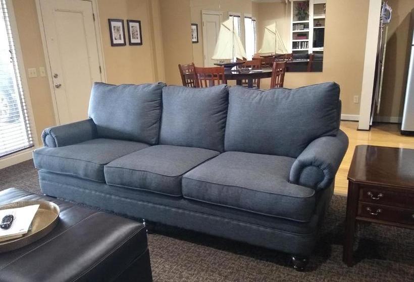 汽车旅馆 Southern Comfort Suites