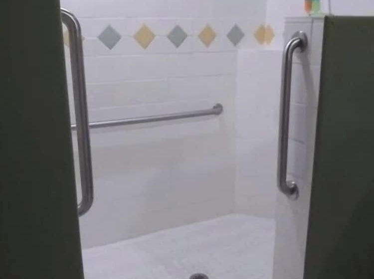 汽车旅馆 Southern Comfort Suites