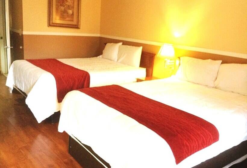 فندق على الطريق Village Inn