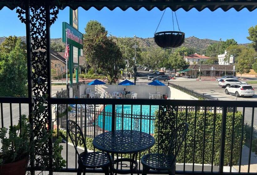 فندق على الطريق Welcome Inn