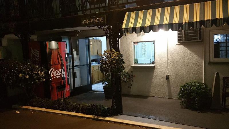 فندق على الطريق Welcome Inn