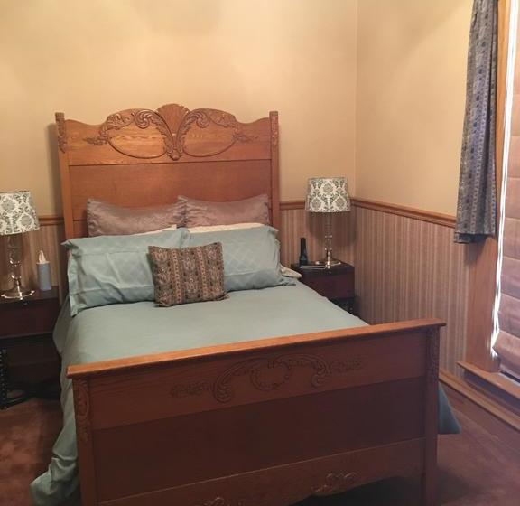 Queen Anne Bed And Breakfast