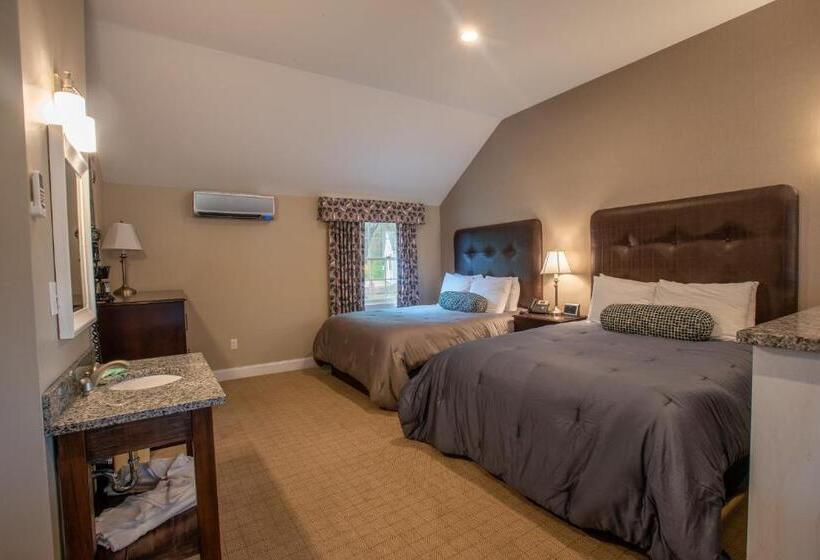 استراحتگاه New England Inn & Lodge