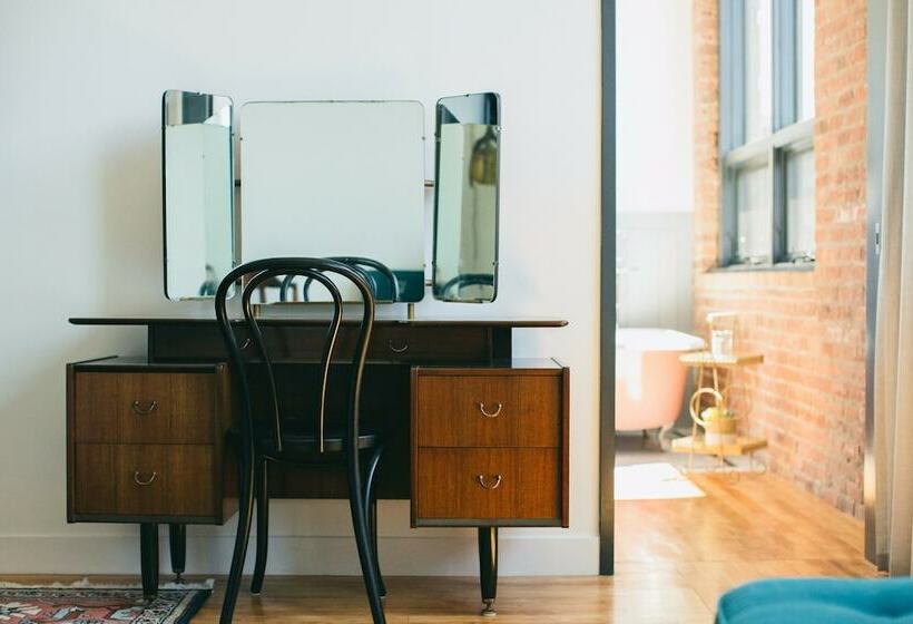 The Publishing House Bed And Breakfast