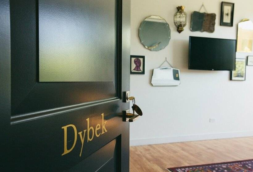 The Publishing House Bed And Breakfast