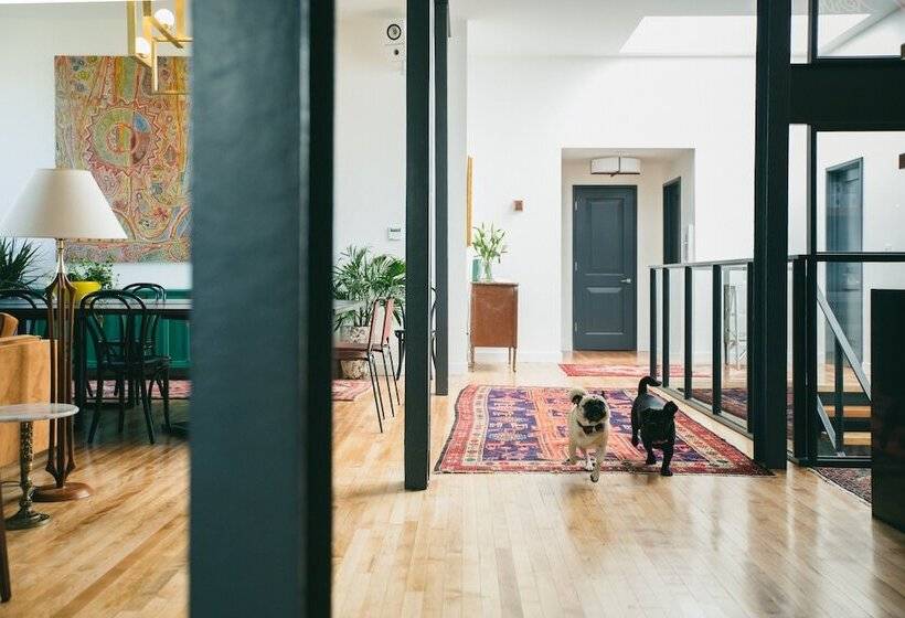 The Publishing House Bed And Breakfast