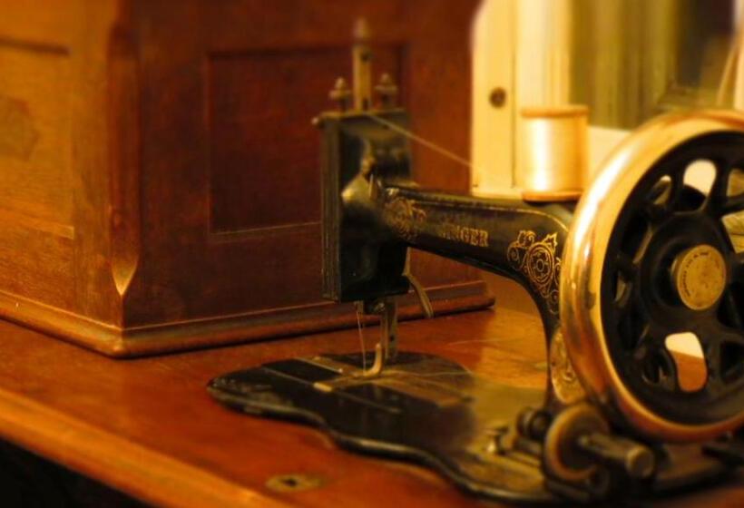 Timber Post Bed & Breakfast