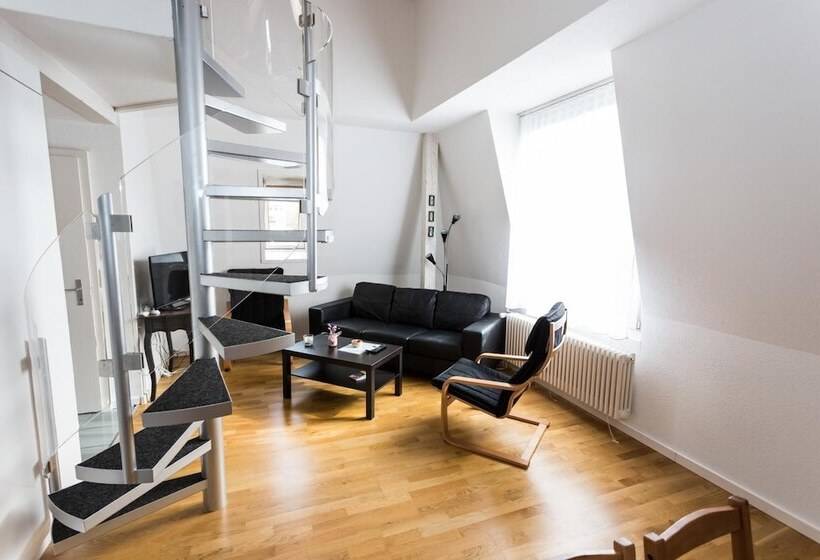 ホテル Apartments Justingerweg