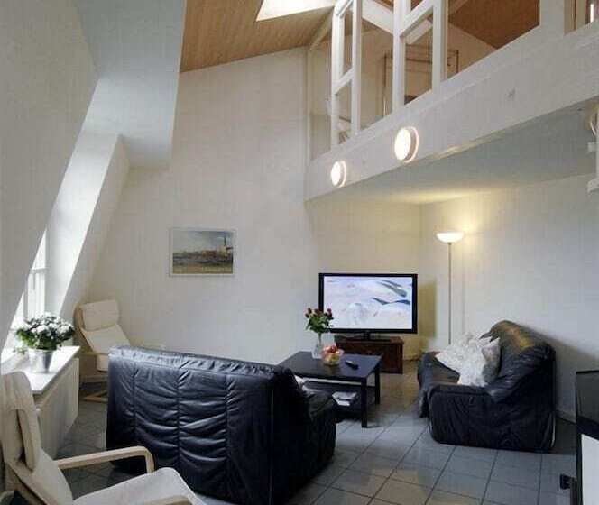 ホテル Apartments Justingerweg