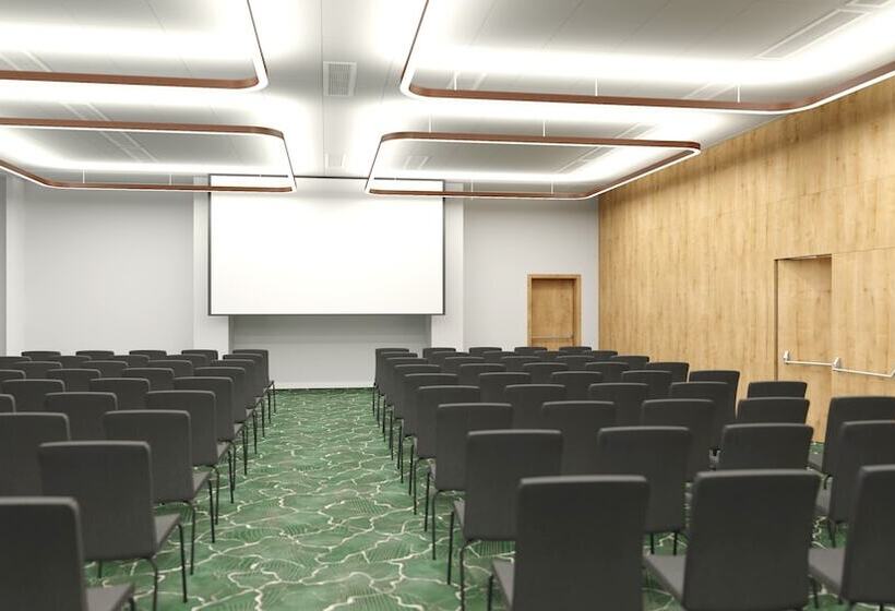 Отель Hilton Garden Inn Radom