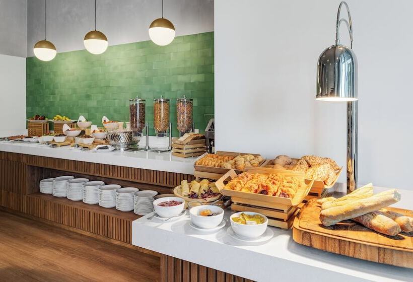 ホテル Hilton Garden Inn San Jose Airport City Mall