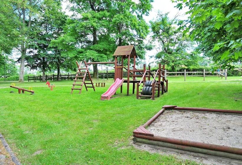 ホテル Podzamcze - Schlosspension