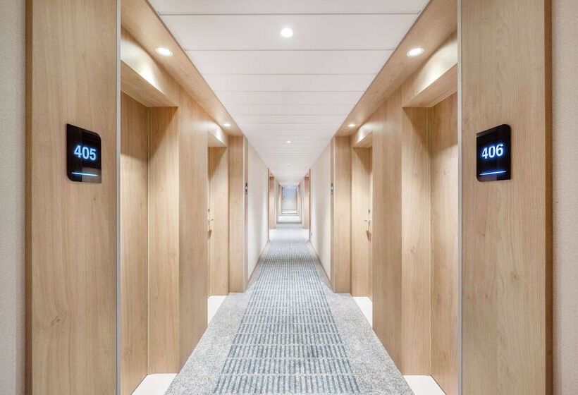 هتل Hilton Garden Inn Debrecen City Center