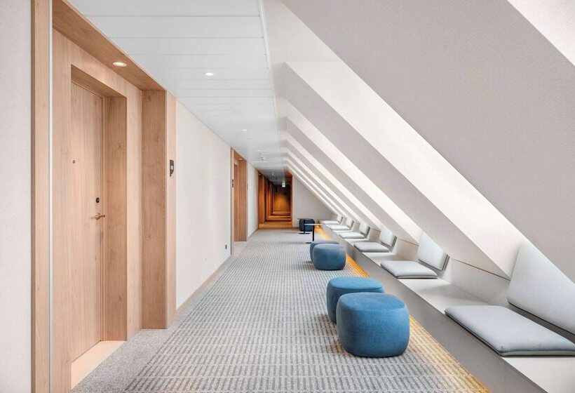 هتل Hilton Garden Inn Debrecen City Center