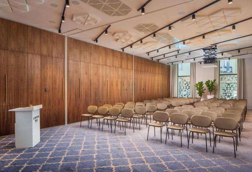 هتل Kimpton Bem Budapest, An Ihg