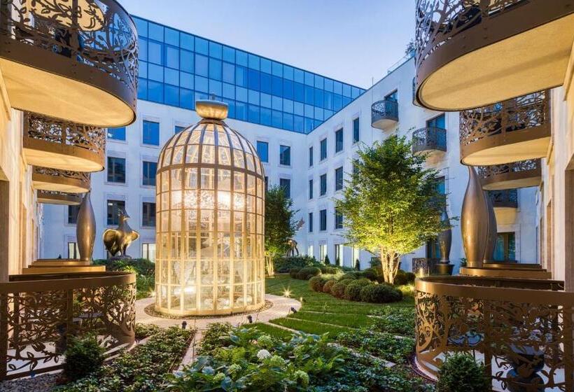 هتل Kimpton Bem Budapest, An Ihg