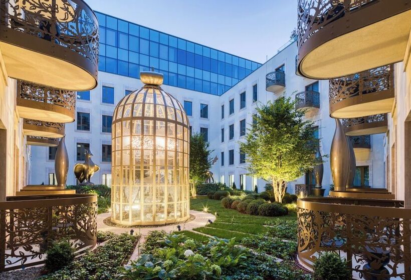 هتل Kimpton Bem Budapest, An Ihg
