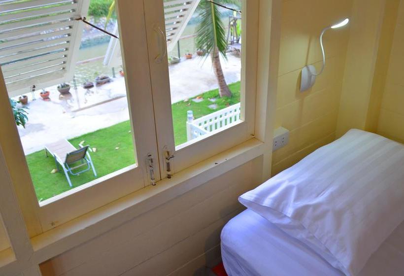 1301hostels Ayutthaya