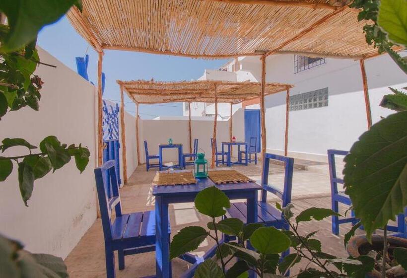 ユースホステル Auberge Du Marabout