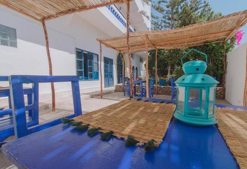 ユースホステル Auberge Du Marabout