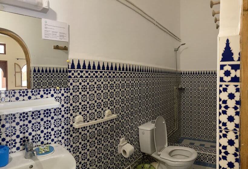 ユースホステル Auberge Du Marabout