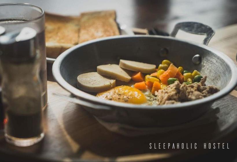 Sleepaholic Hostel