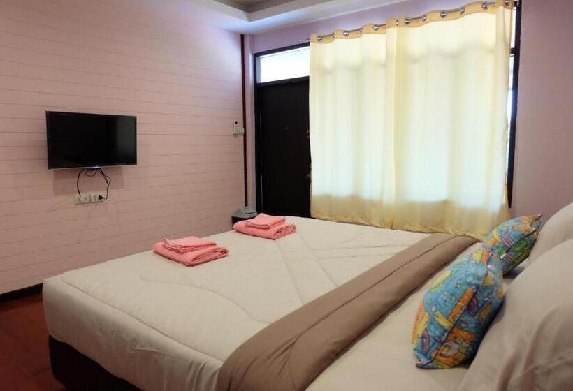 مبيت وإفطار Aiyara House