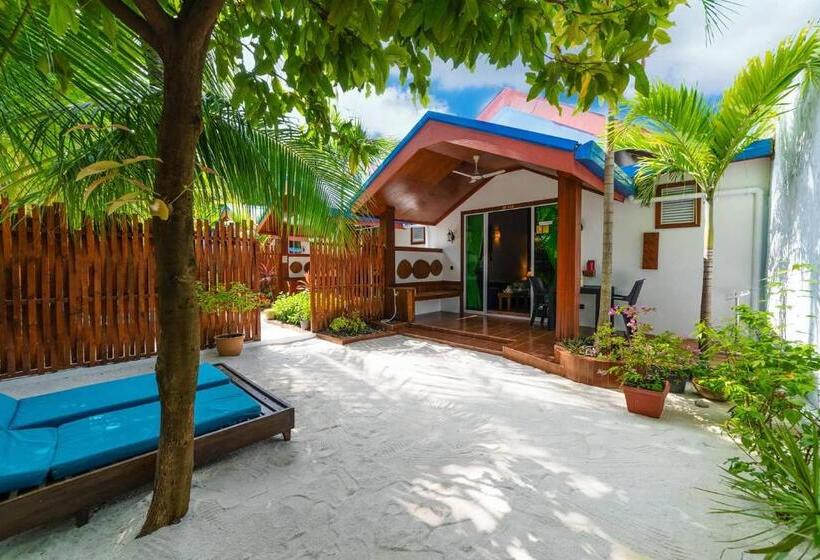 تختخواب و صبحانه Beach Villa Ukulhas