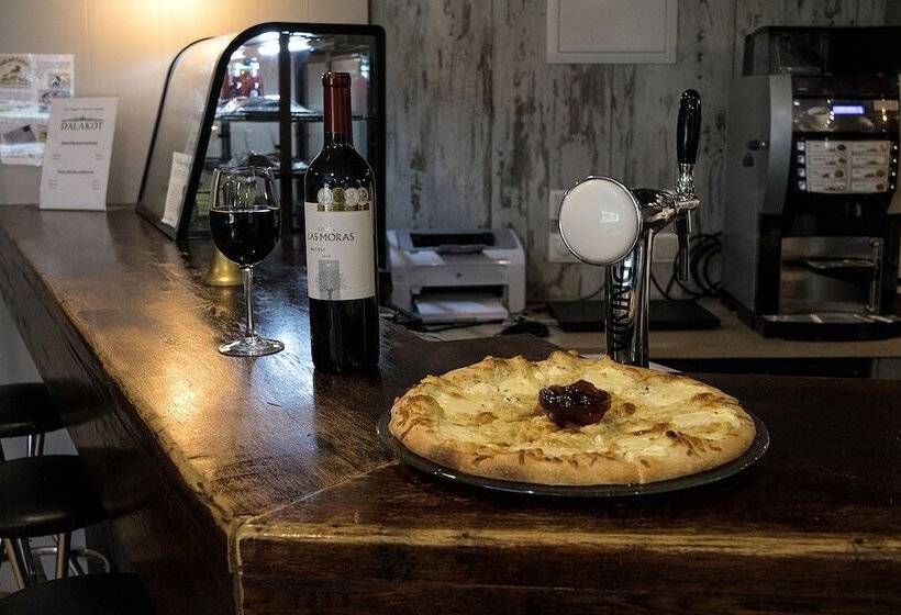 تختخواب و صبحانه Dalakot Búdardal