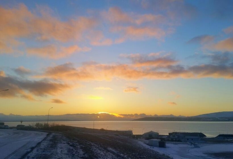 تختخواب و صبحانه Dalakot Búdardal