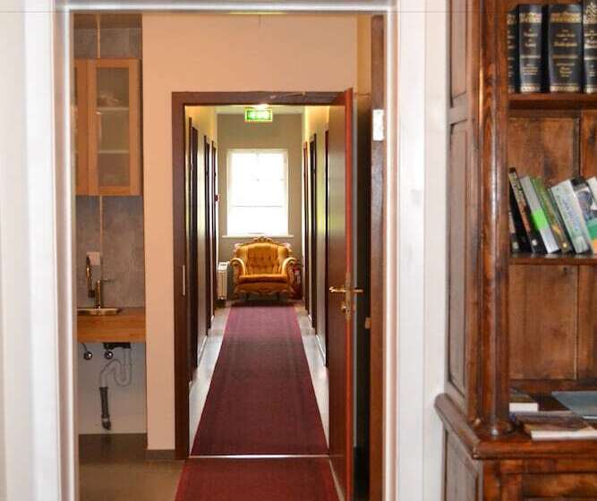 تختخواب و صبحانه Dalakot Búdardal