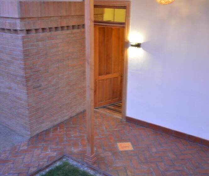 مبيت وإفطار Esquina Elquina Hostal