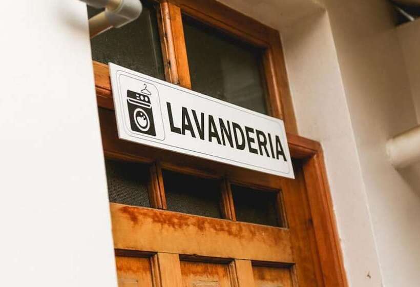 مبيت وإفطار Esquina Elquina Hostal