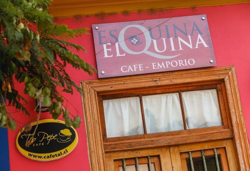 مبيت وإفطار Esquina Elquina Hostal