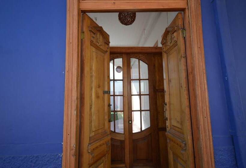 مبيت وإفطار Esquina Elquina Hostal