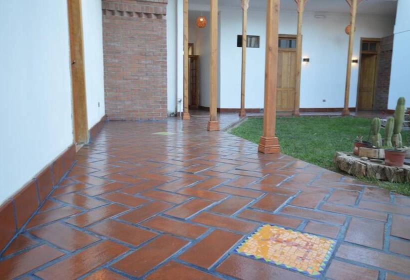 مبيت وإفطار Esquina Elquina Hostal