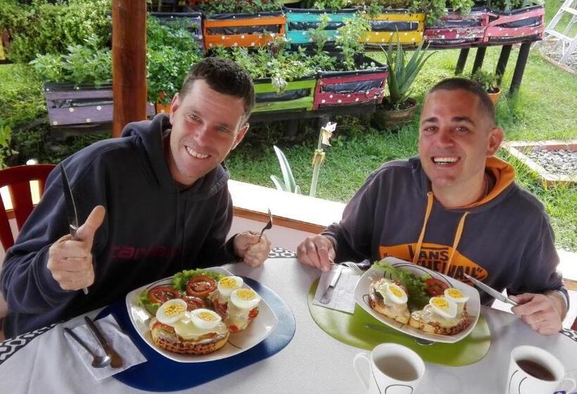 민박 Coliving La Boira