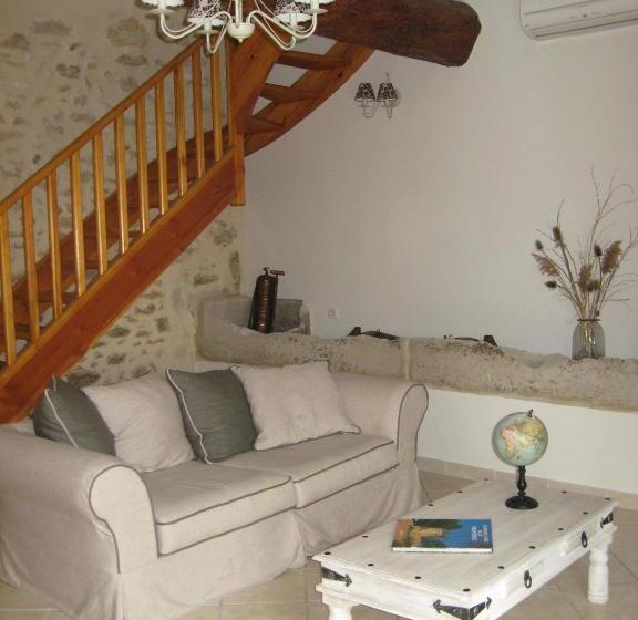 مبيت وإفطار Mas Du Puits